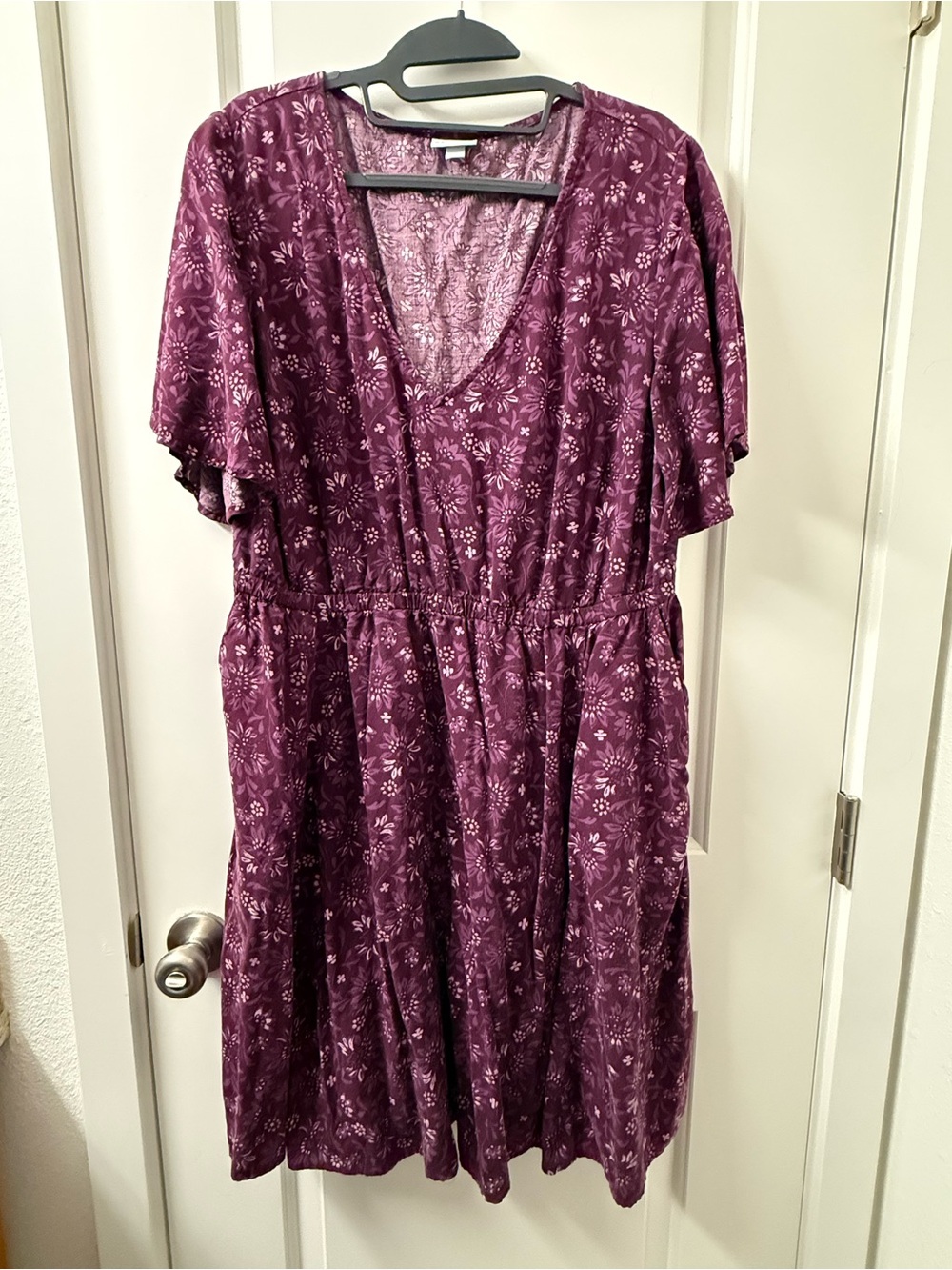 Torrid Floral Flutter Sleeve Midi Dress Purple Size 1 Pockets